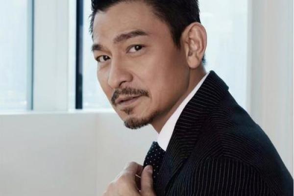 透视刘德华八字：如何破解命运的暗藏玄机