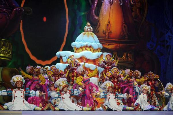 节日背后的故事：全球各国独特的庆典与应用