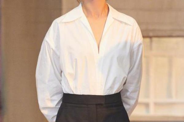 如何通过八字改变周迅的命运轨迹？