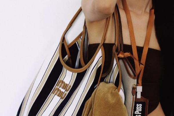 孙怡八字反转命运:如何打破常规改变人生轨迹 孙怡八字反转命运:如何打破常规改变人生轨迹