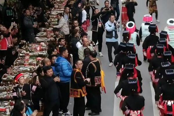 哈尼族节日习俗的文化传承与现代生活结合