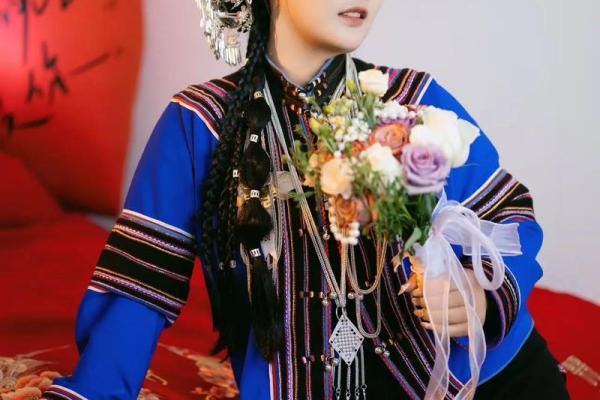 哈尼族节日习俗的文化传承与现代生活结合