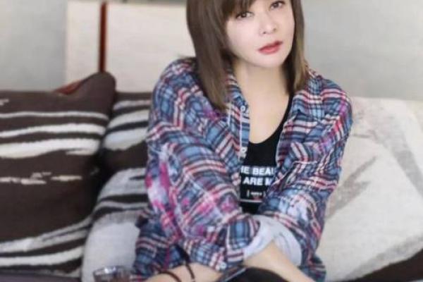 关之琳八字中的命运密码,揭开那些颠覆认知的玄机 关之琳八字中的命运密码,揭开那些颠覆认知的玄机