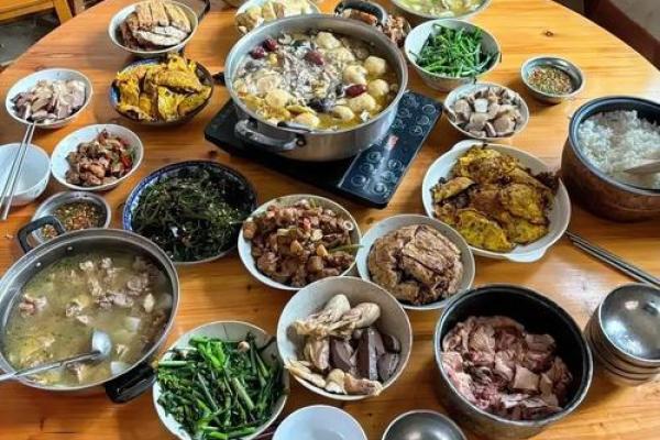 节日习俗探秘：寒冬中的温暖家庭团聚