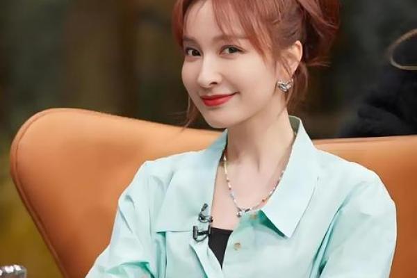 揭开吴昕八字的神秘，命运密码中竟有如此玄机